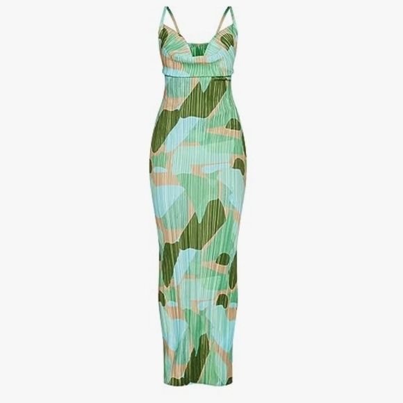 Dresses & Skirts - ABSTRACT SHAPES PATTERN PLEATED MAXI SUMMER DRESS